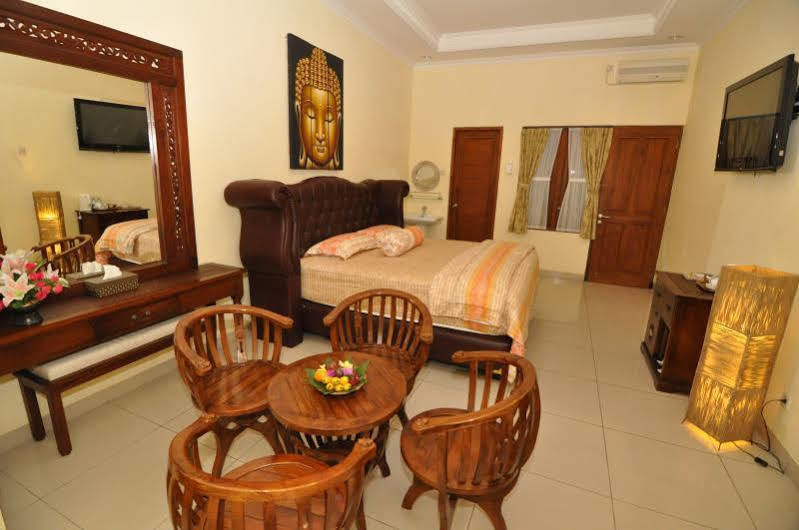 Omah Semar Homestay Γιογκιακάρτα Εξωτερικό φωτογραφία